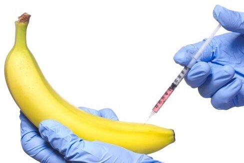ingrandimento del pene iniettabile usando l'esempio di una banana